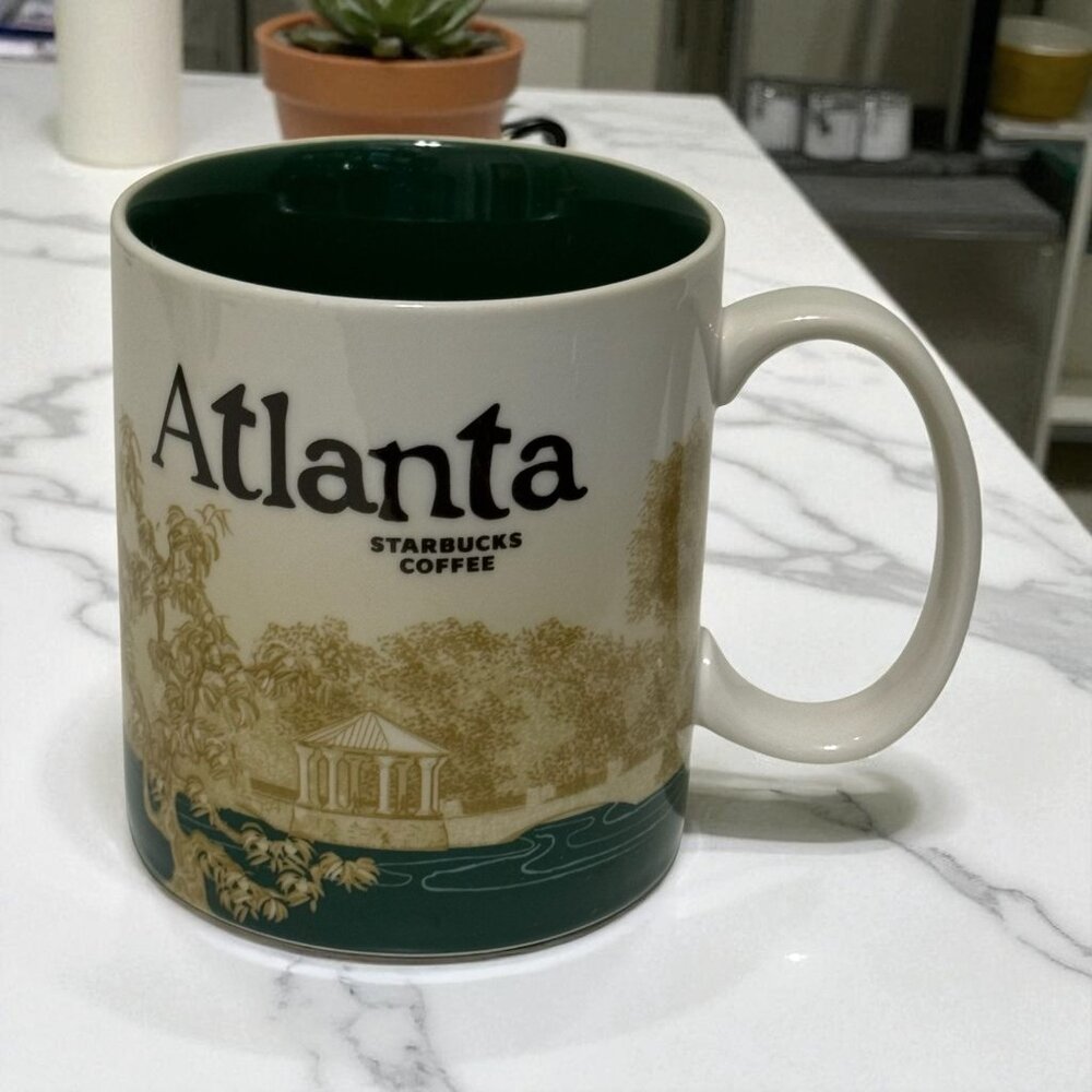 New Starbucks Coffee China Collector Series Mug City Mug 16 oz